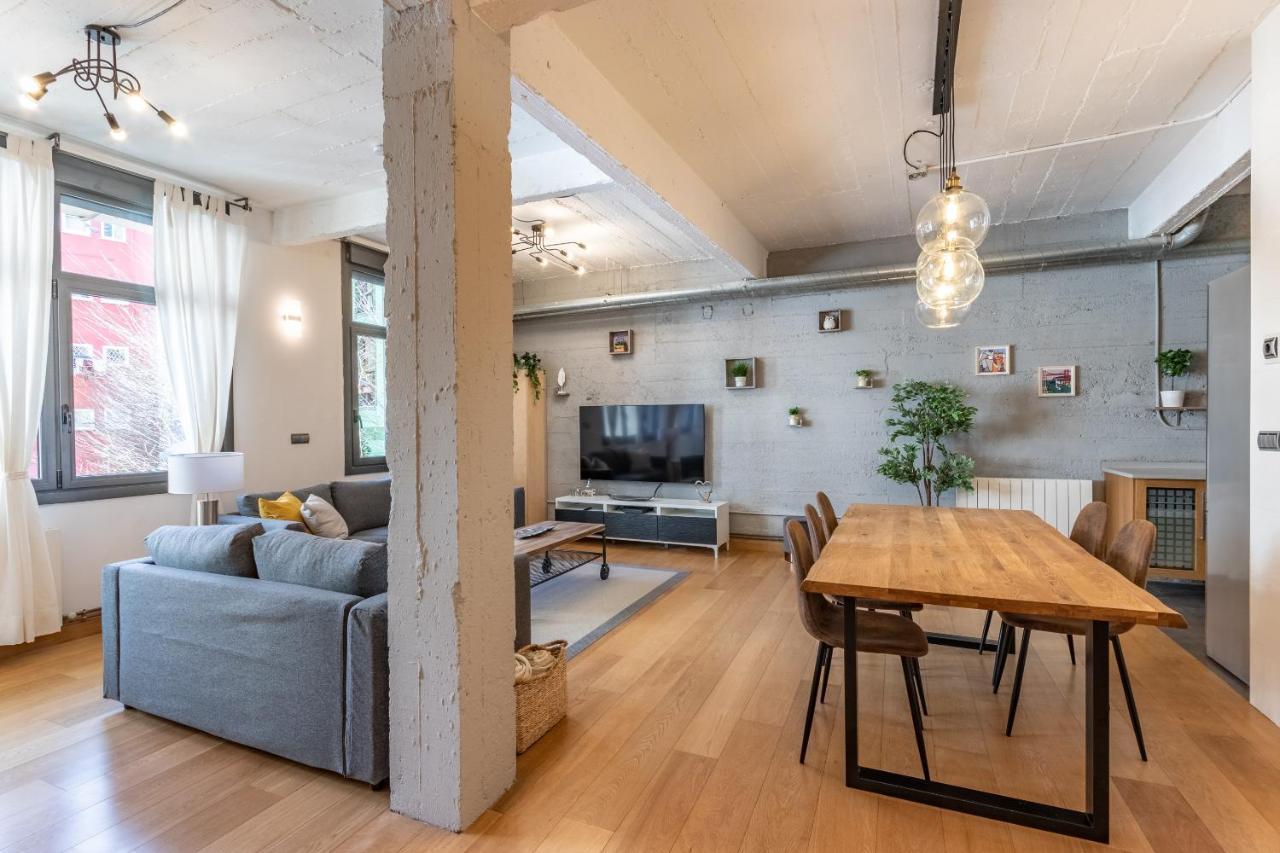 New! Lovely 3-Bedroom Loft In Билбао Екстериор снимка